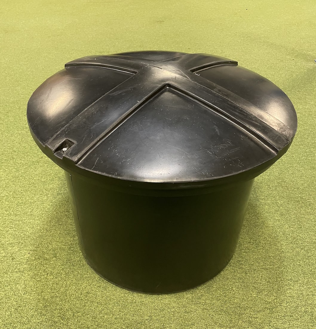 Förhöjningsring 625 med lock PE Avlopp Förhöjningsring 625 med lock PE